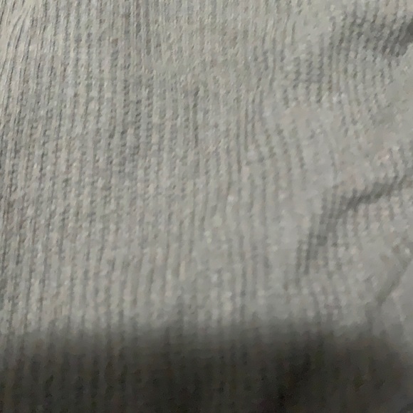 Navy green tank top crop top with a some buttons - Picture 3 of 3